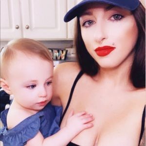 Meet your Posher, Lexi